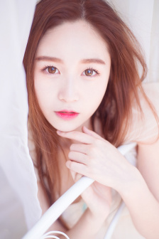 吴启华倚天屠龙记