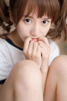 蜉蝣冷山就木